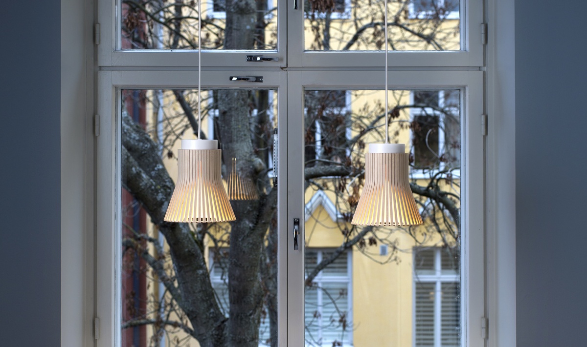 Petite 4600 fönsterlampa